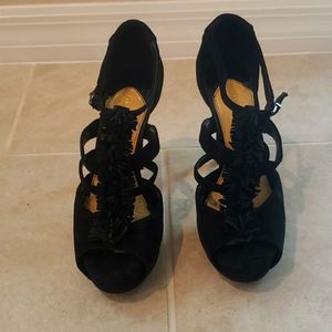 Gianni Bini open toe ankle strap heels